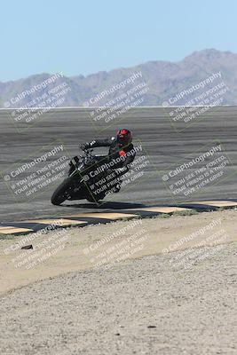 media/Oct-13-2025-Moto Forza (Mon) [[a66d839500]]/4-C Group/Session 2 (Bowl)/